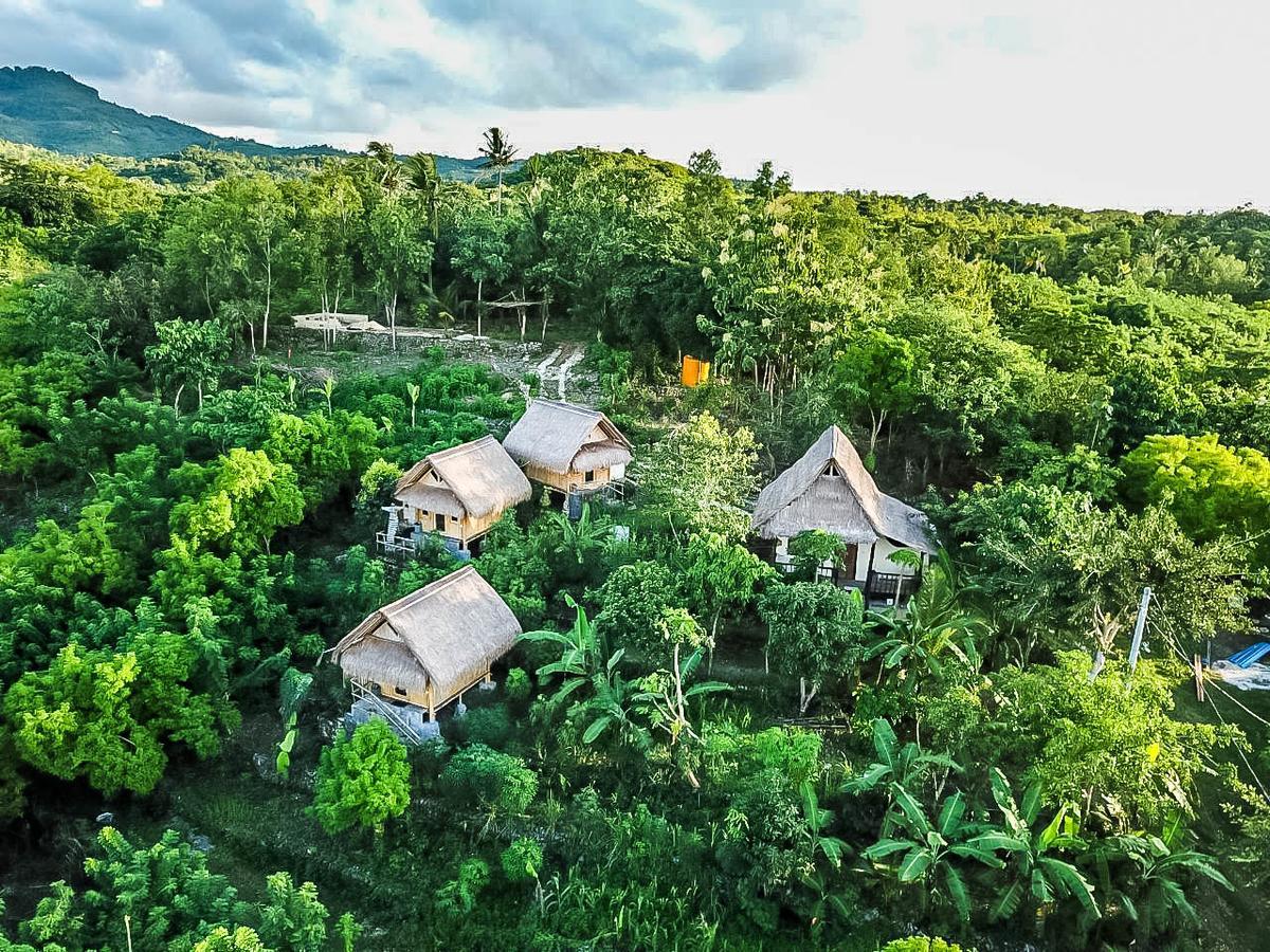 Ped Echo Alam Nusa Lodge מראה חיצוני תמונה