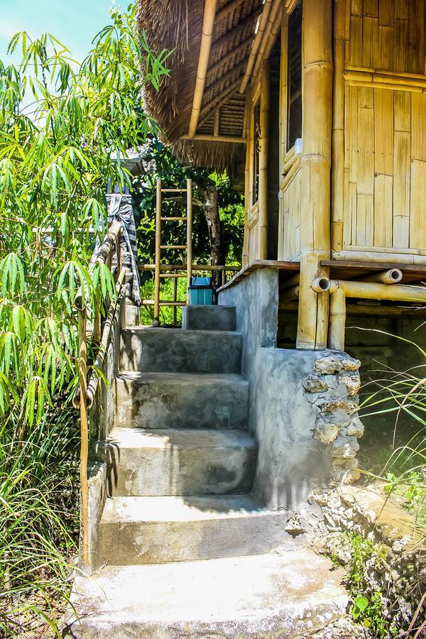 Ped Echo Alam Nusa Lodge מראה חיצוני תמונה