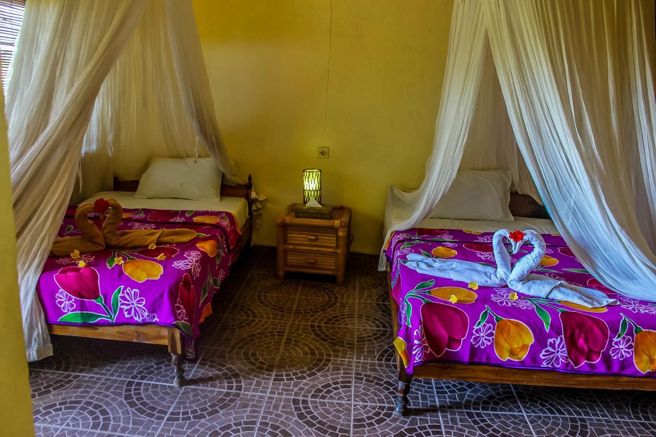 Ped Echo Alam Nusa Lodge מראה חיצוני תמונה