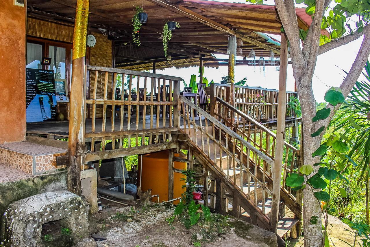 Ped Echo Alam Nusa Lodge מראה חיצוני תמונה