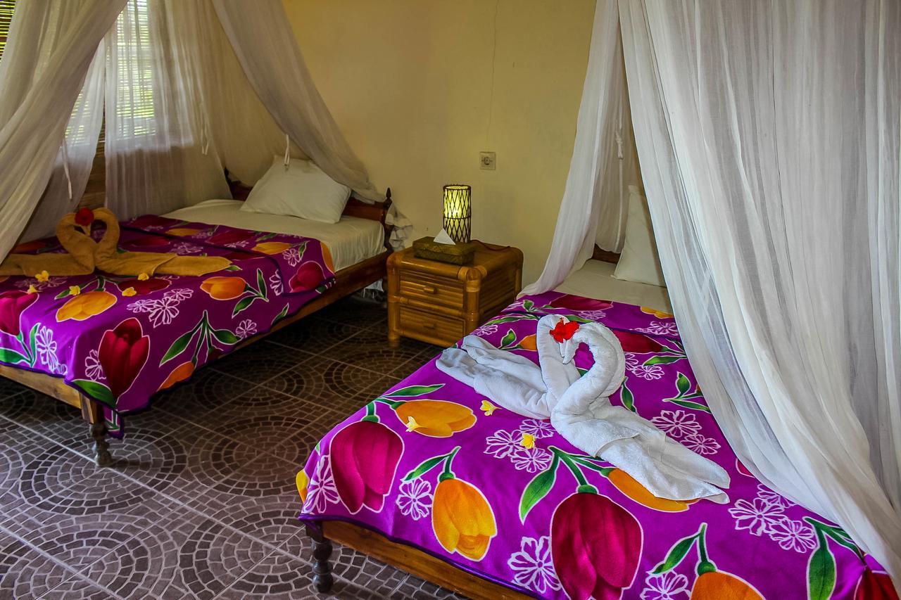 Ped Echo Alam Nusa Lodge מראה חיצוני תמונה