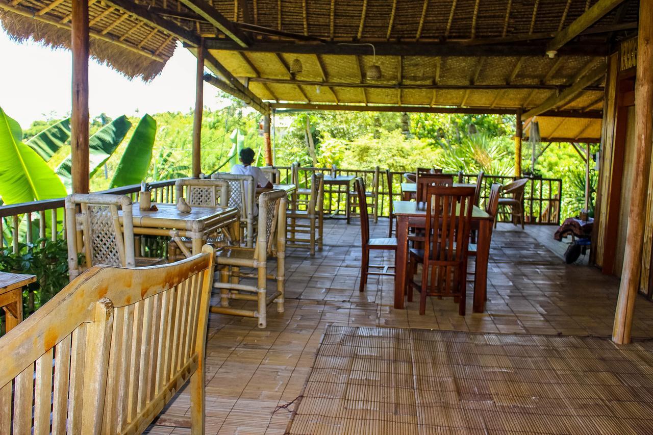 Ped Echo Alam Nusa Lodge מראה חיצוני תמונה