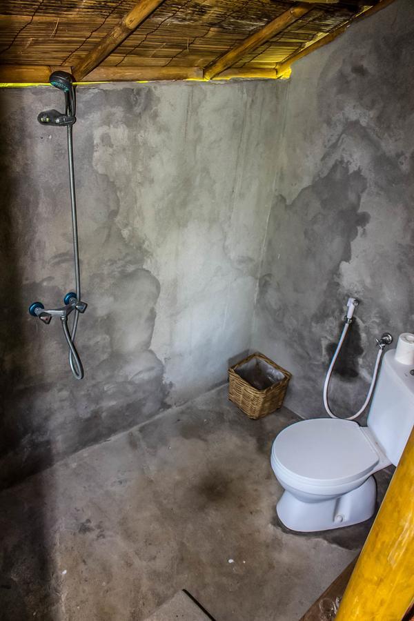 Ped Echo Alam Nusa Lodge מראה חיצוני תמונה