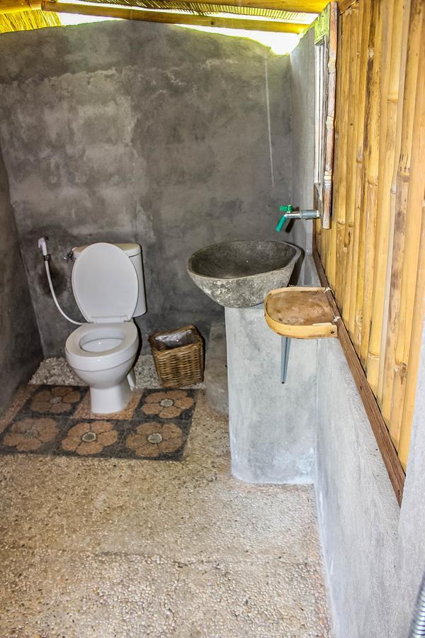 Ped Echo Alam Nusa Lodge מראה חיצוני תמונה