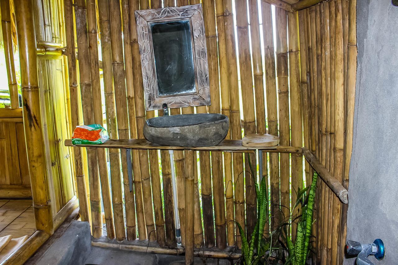 Ped Echo Alam Nusa Lodge מראה חיצוני תמונה