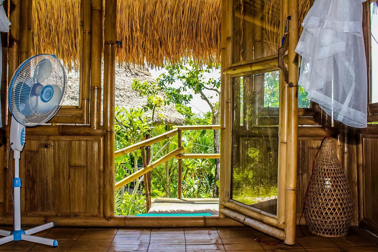 Ped Echo Alam Nusa Lodge מראה חיצוני תמונה