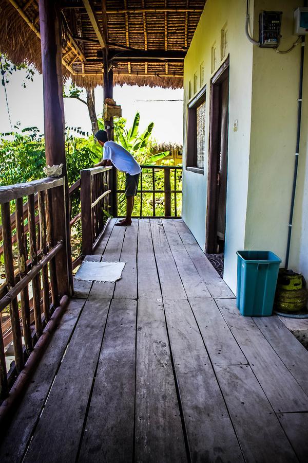 Ped Echo Alam Nusa Lodge מראה חיצוני תמונה